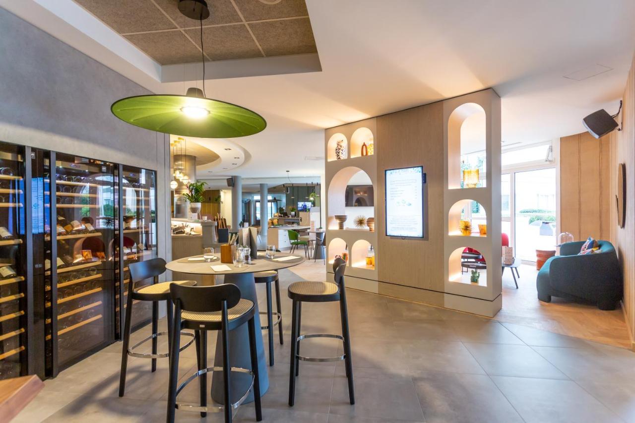 Novotel Bourges Exterior photo