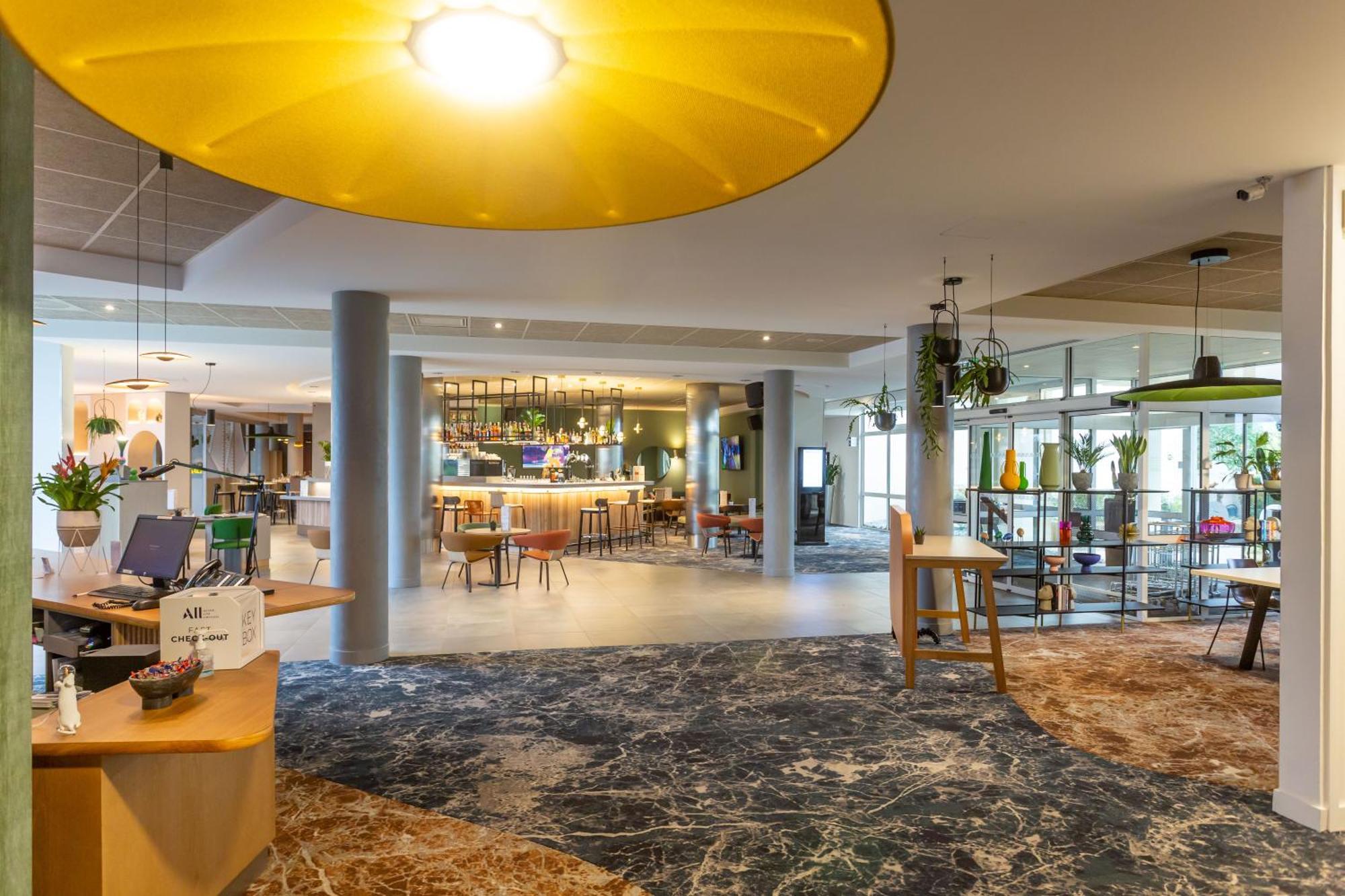 Novotel Bourges Exterior photo